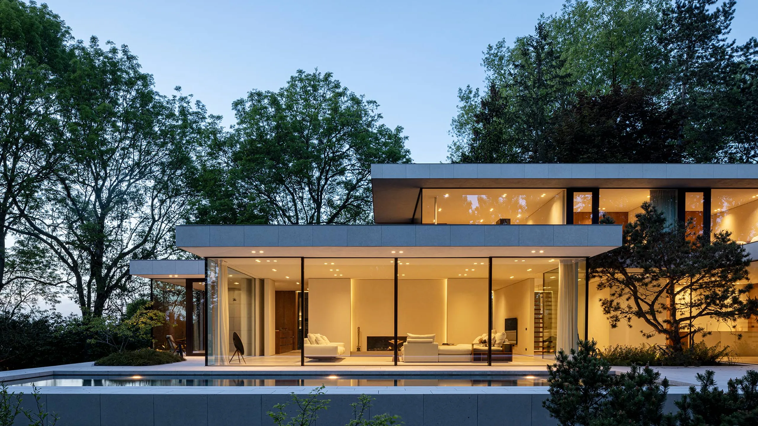 House P architectural view 2