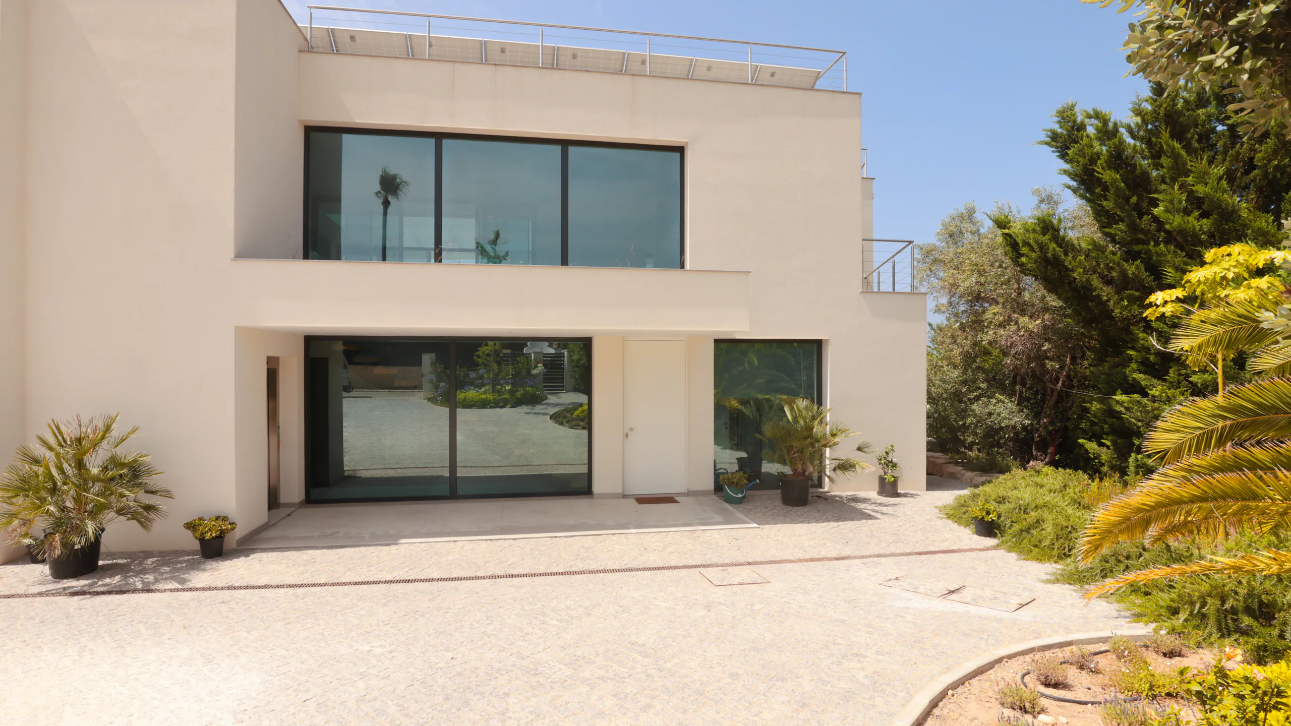 Ocean View Residence architectural view 2